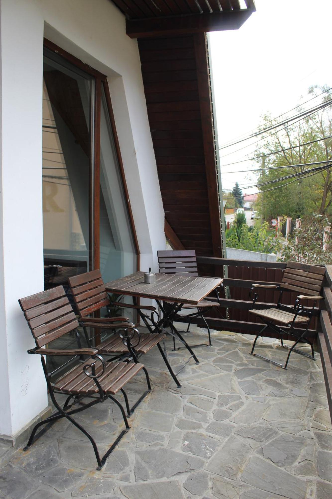 Vila Florilor Busteni Ngoại thất bức ảnh
